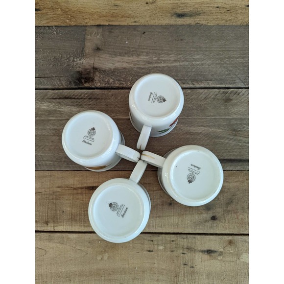 Vintage 1961 Royal Worcester Evesham Set of 4 Flat Cups / Fine Porcelain - Picture 8 of 10